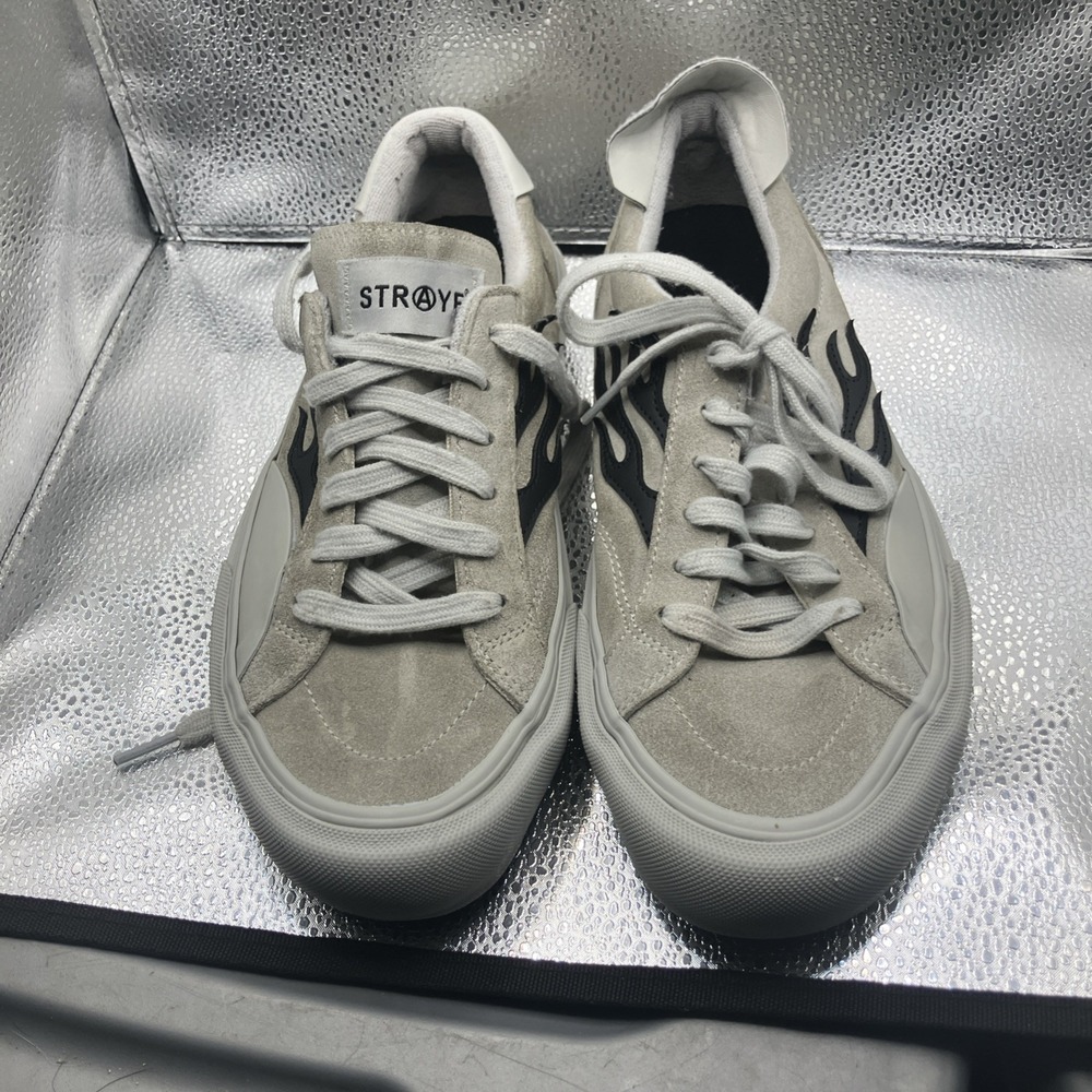 Straye Logan White/Bone/Cream/Black Flame Mens 9 Skate Shoes Sneakers